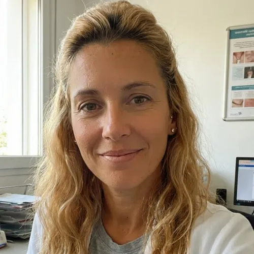 Dra. Ana Cardoso