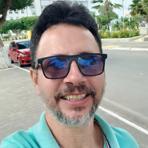 Wanderlei Santana – Mensagens de Fé e Gratidão